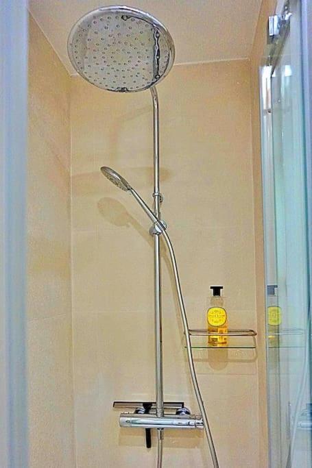Apartment Baixa And Alfama At Your Doorstep, Terrace Aircon *